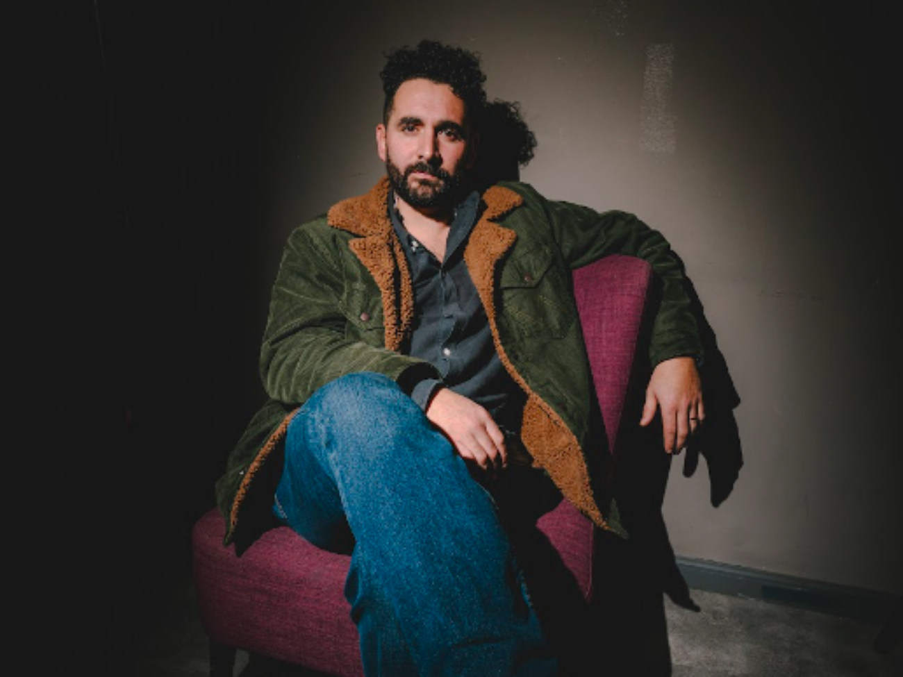Este miércoles en Bar Callejón: Charly Benavente presentará «Ana Cuéntame» y marcará el inicio de su nueva etapa