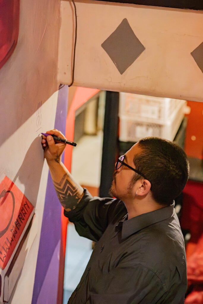 ¿Mural nuevo en Jarana? Conversamos con el artista tras esta obra